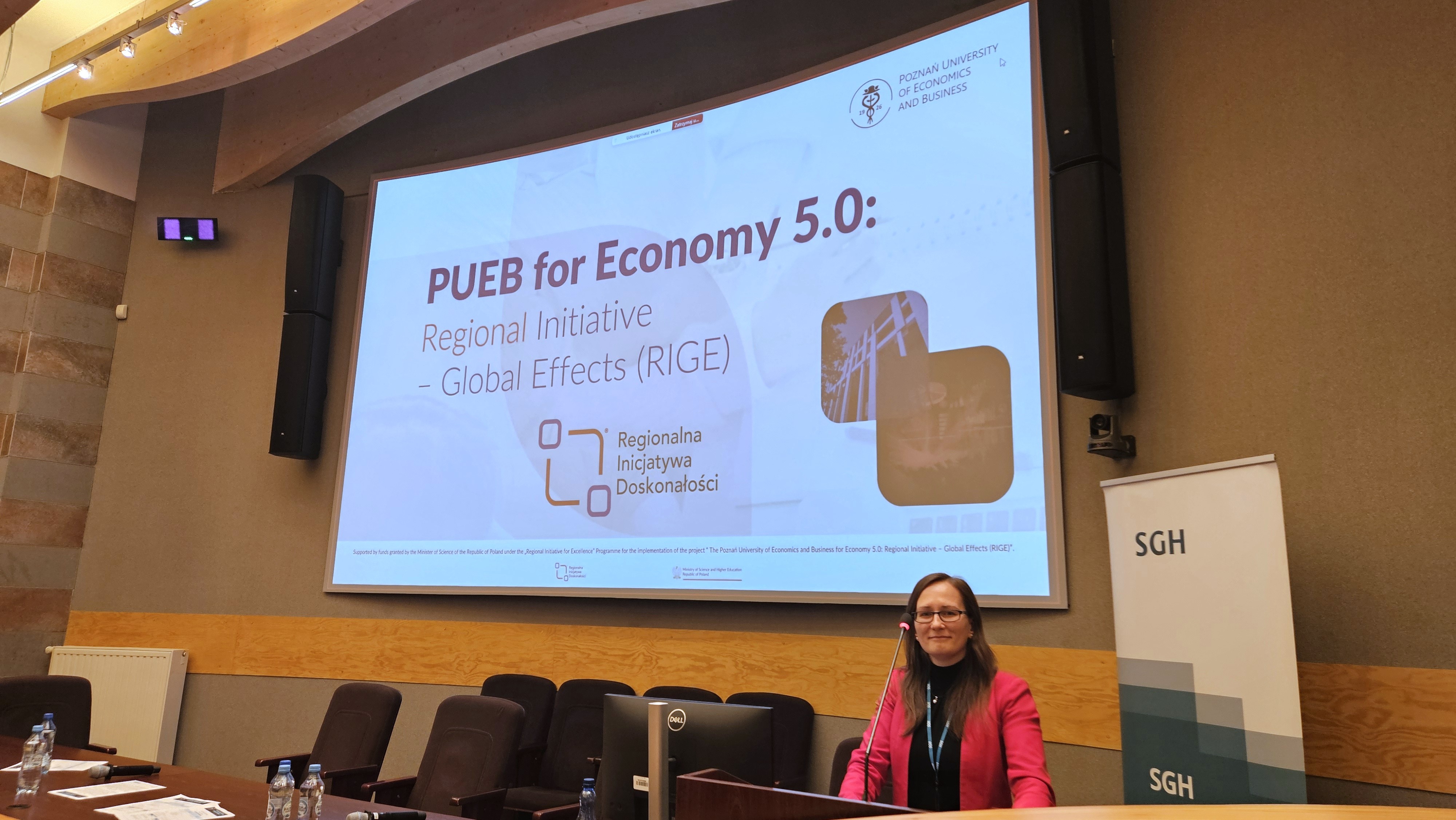 Zdjęcie 1st International On-chain Economy Conference